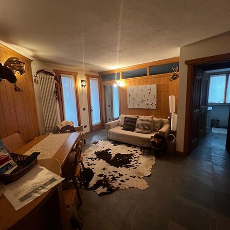 Appartamento Incantevole Con Box E Ski Room, Wi-Fi, Bormio Exteriör bild