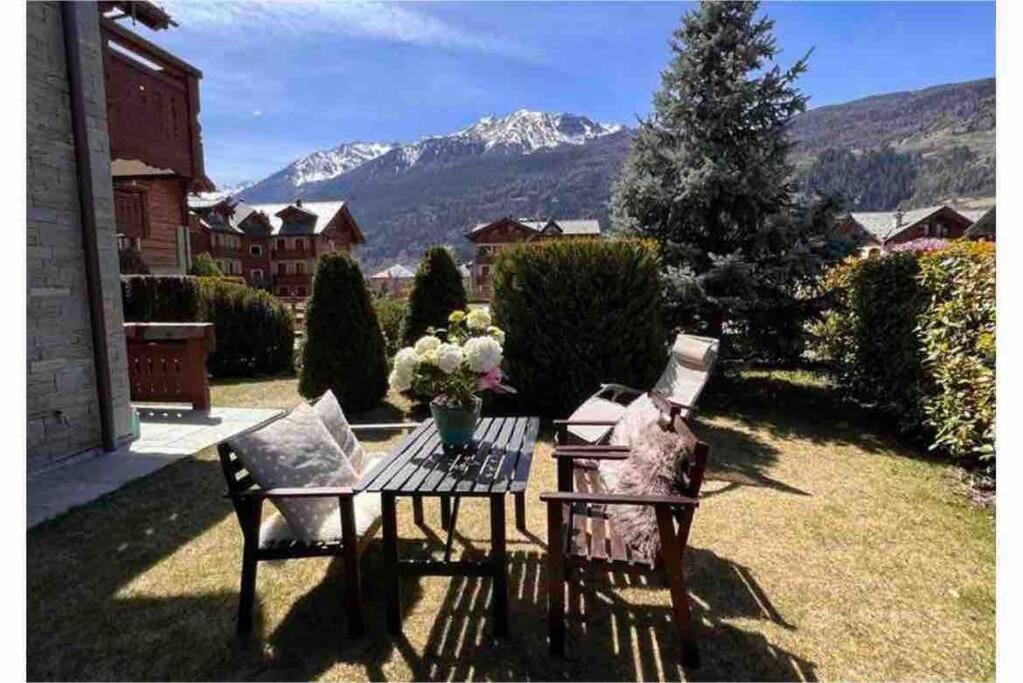 Appartamento Incantevole Con Box E Ski Room, Wi-Fi, Bormio Exteriör bild
