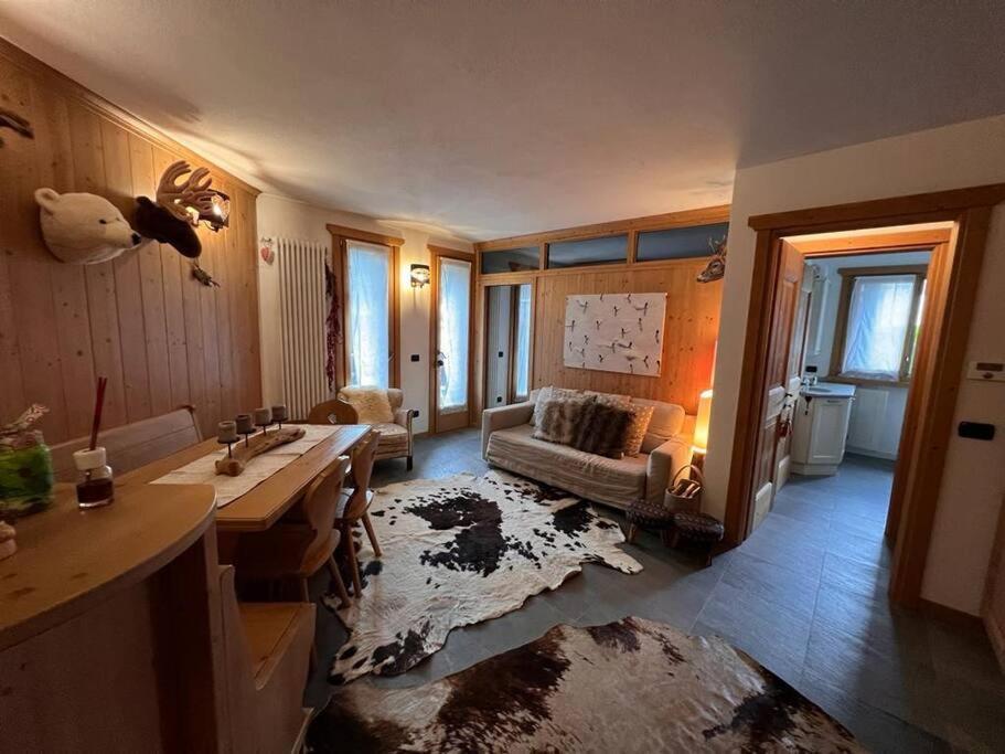 Appartamento Incantevole Con Box E Ski Room, Wi-Fi, Bormio Exteriör bild