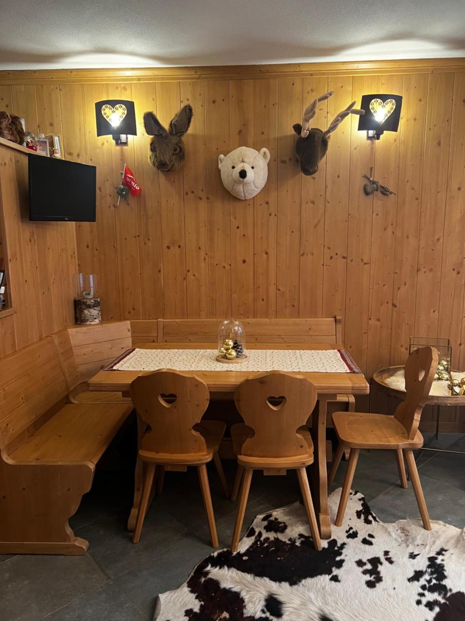 Appartamento Incantevole Con Box E Ski Room, Wi-Fi, Bormio Exteriör bild